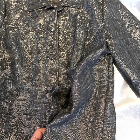 Alfred Dunner Paisley Floral Pattern Jacket In Silver Blue Metallic Color Sz 14 - Picture 3 of 5
